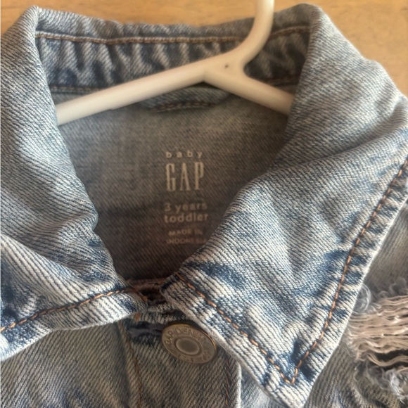 GAP Light Blue Denim Jacket for Toddlers - Picture 3 of 3